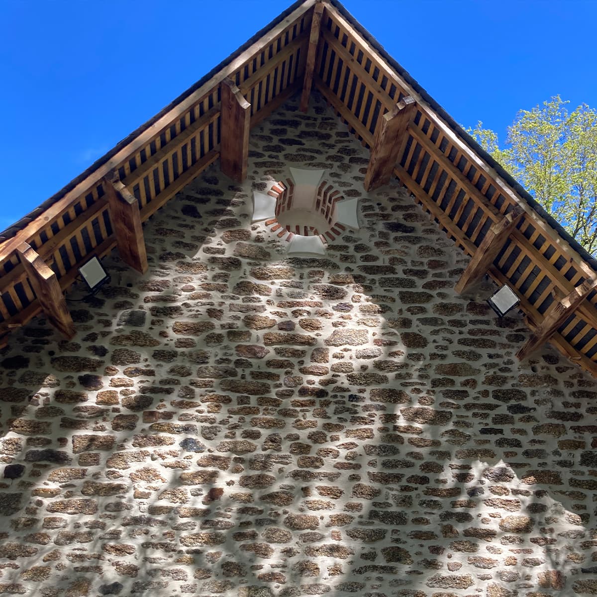 Maçonnerie sur maison ancienne